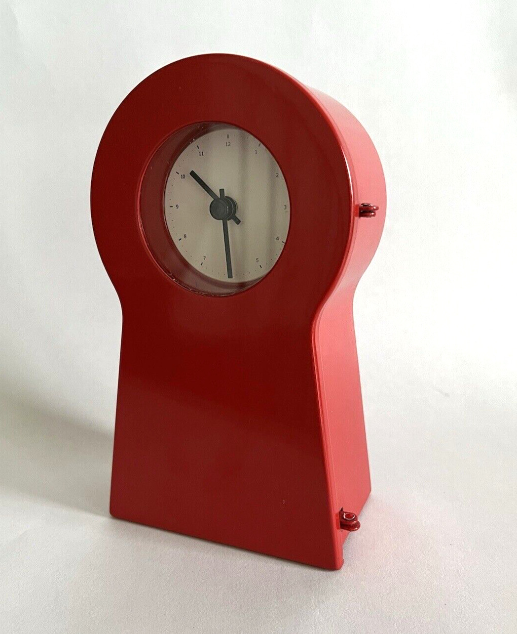 Vintage Ikea PS Keyhole Clock Red Mini 90\'s Metal Tested 1995 5 1/2\