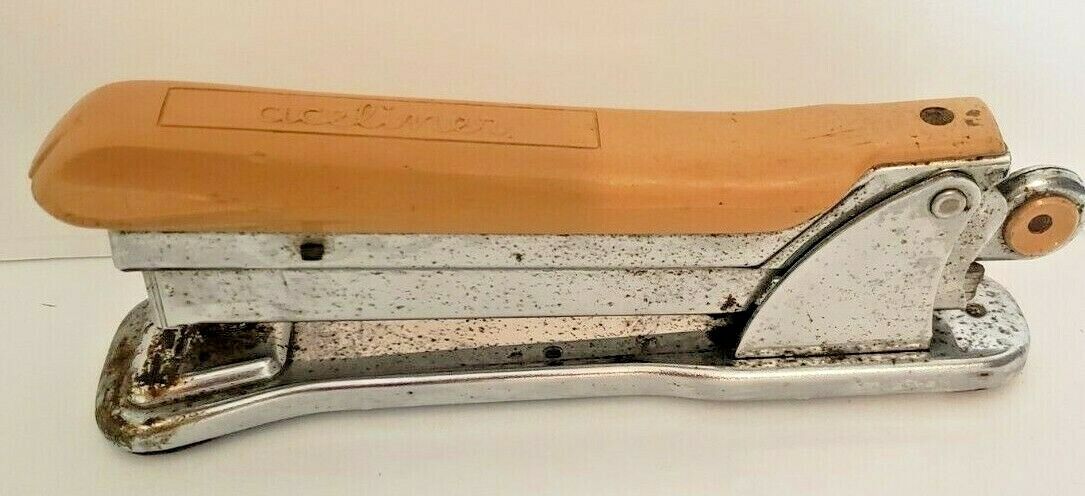 Vintage Aceliner #502 Stapler Ace Liner Tan Office Made in the USA Chicago IL