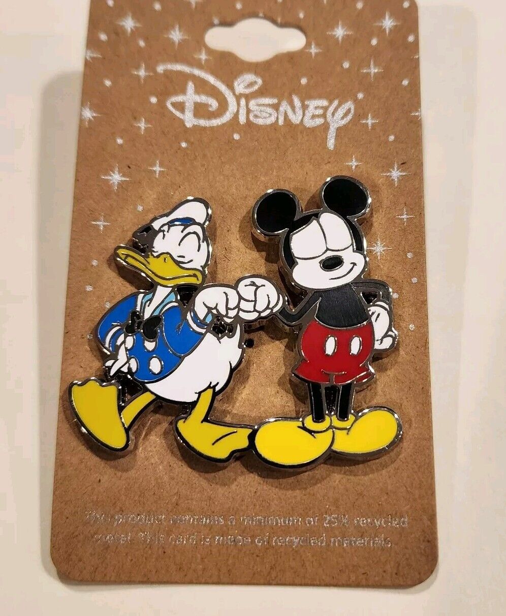 Disney Donald Duck and Mickey Mouse Fist Bump Bestfriends Enamel Pin NEW