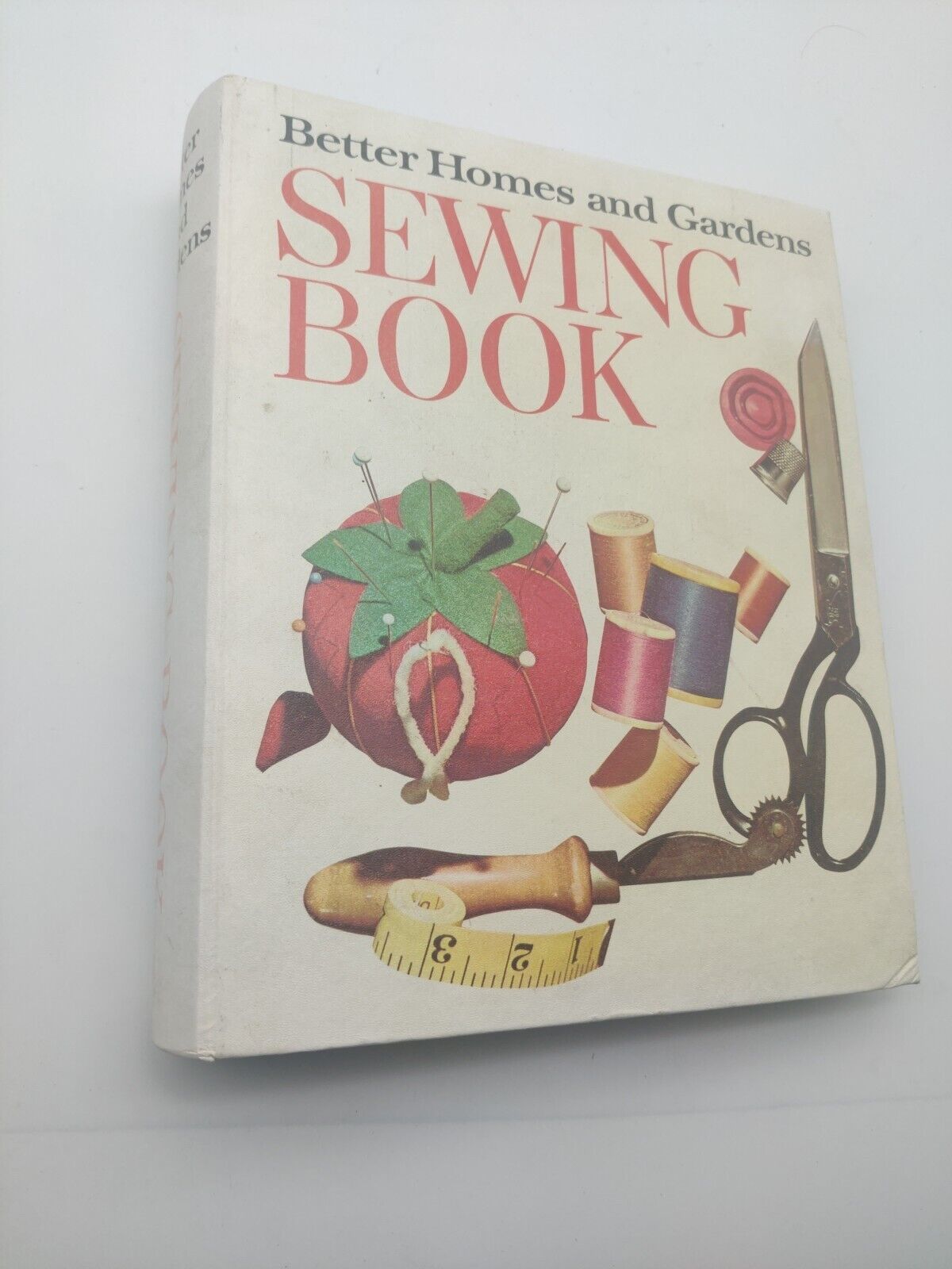 Better Homes and Gardens Sewing Book Indexed 5-Ring Binder 1970 Vintage 