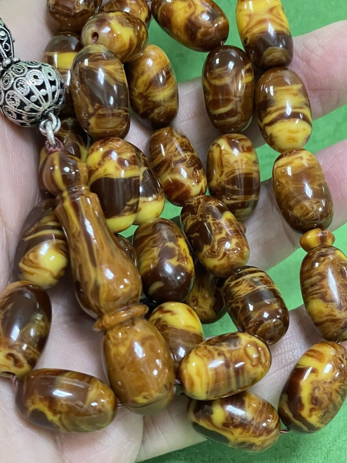 Antique Old Brown Damari Amber bakelite  islamic  Worry prayer 33 beads 67g R2