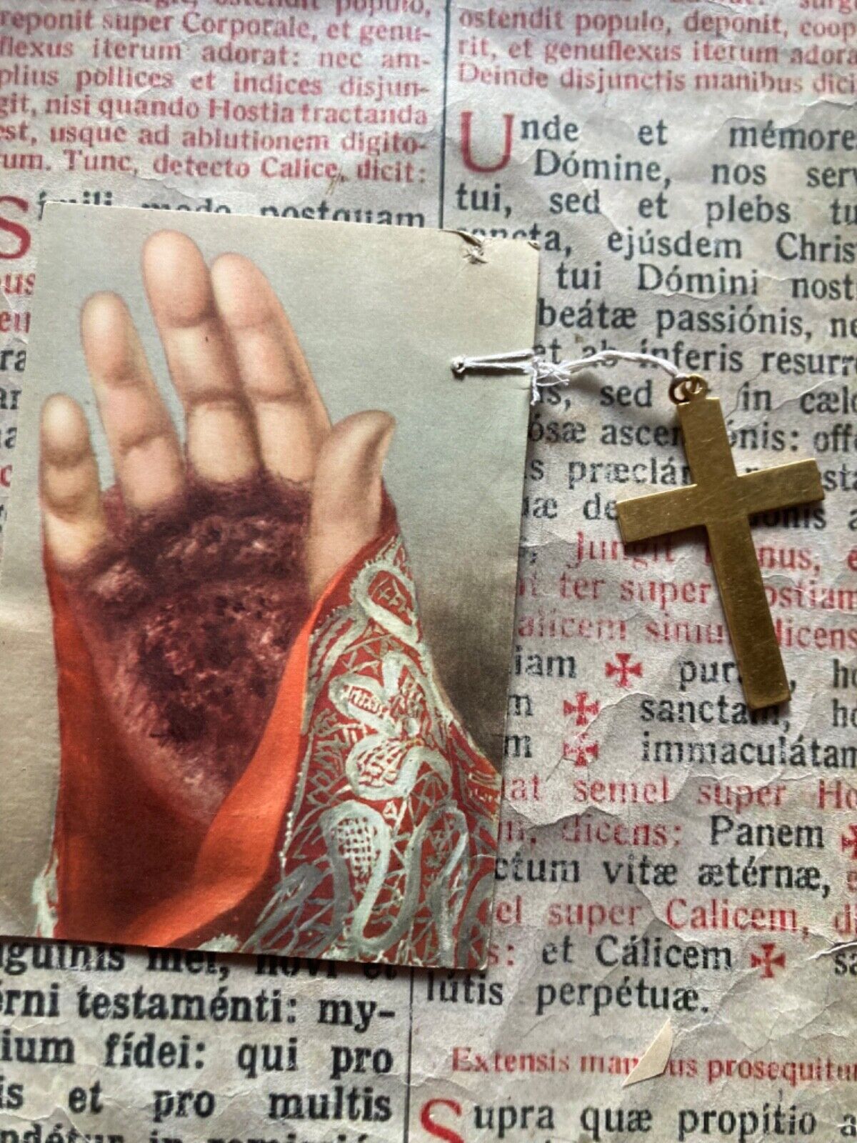 RARE ex-voto Padre Pio\'s stigmata: for grace received with bronze cross - 1970\'s