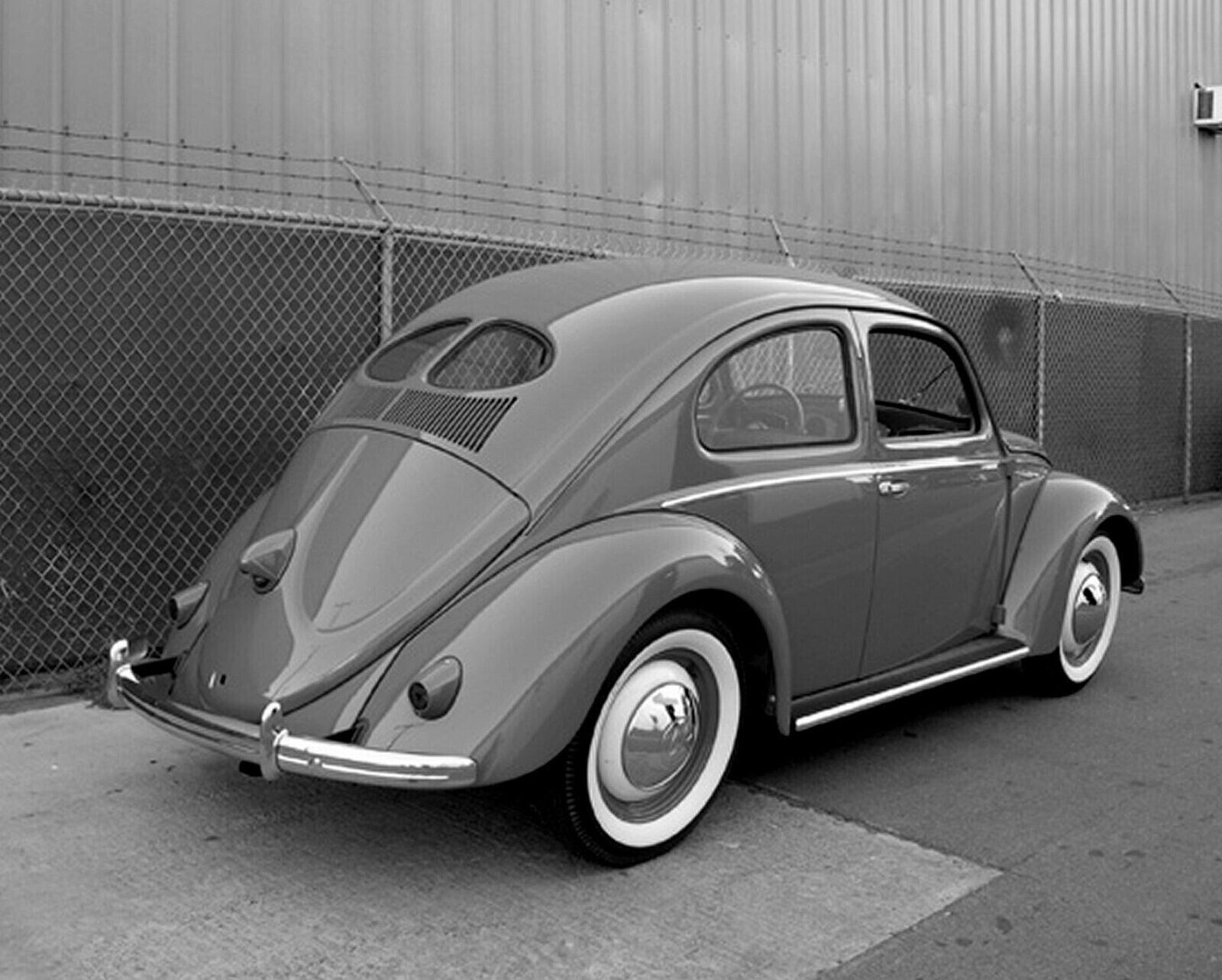 1949 VOLKSWAGEN Bug SPLIT WINDOW Beetle Classic Car Picture Photo 5x7