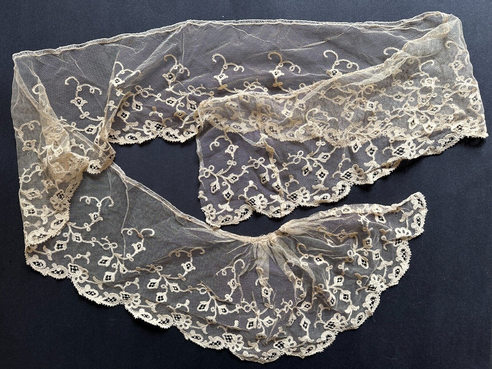 Antique Dainty Brussels Lace Trim Sewing Yardage 64\