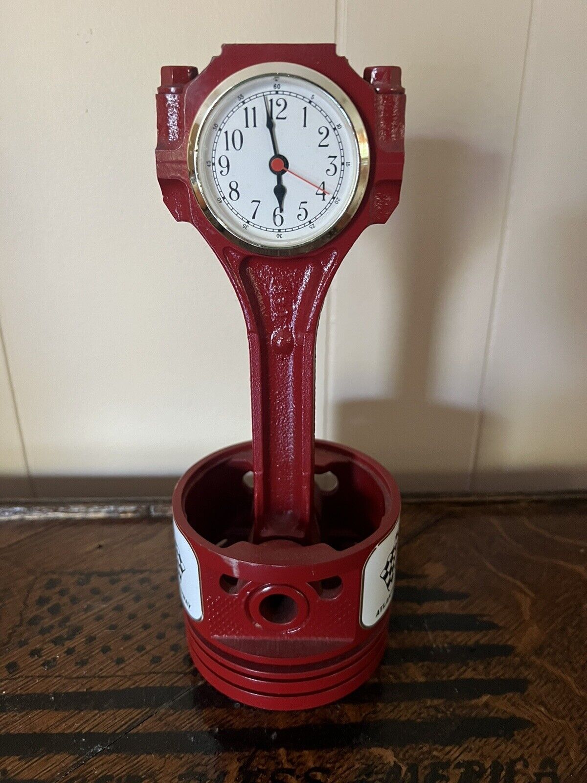 Commemorative Piston Clock Atlanta Motor Speedway Clock Working NASCAR