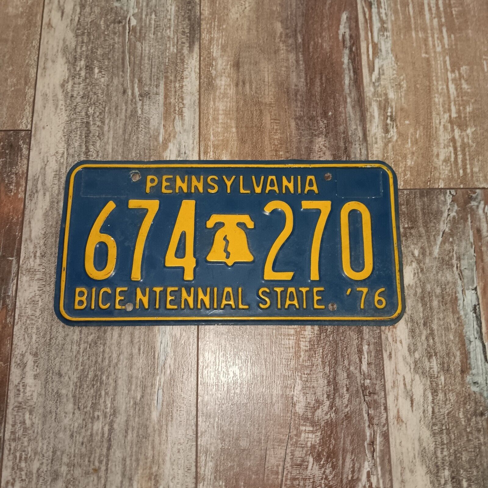 Vintage 1976 Pennsylvania Metal License Plate Bicentennial