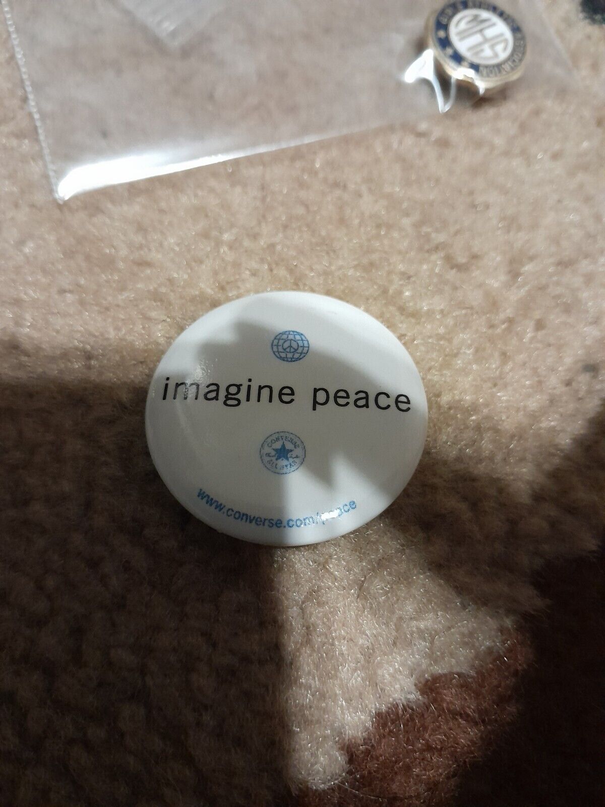 Yoko Ono Imagine Peace Push Pinback Button