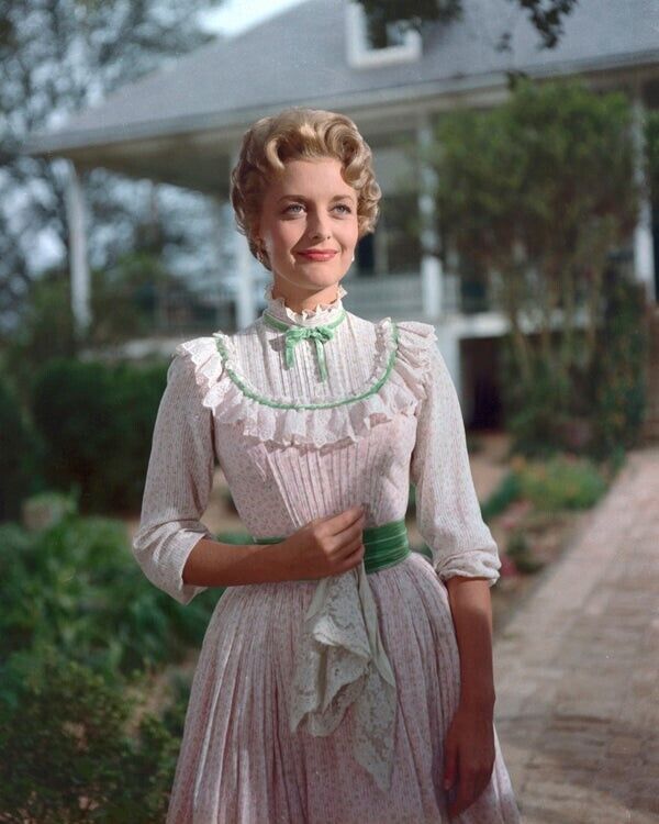 The Horse Soldiers 1959 Western Constance Towers Period Costume 8x10 Photo