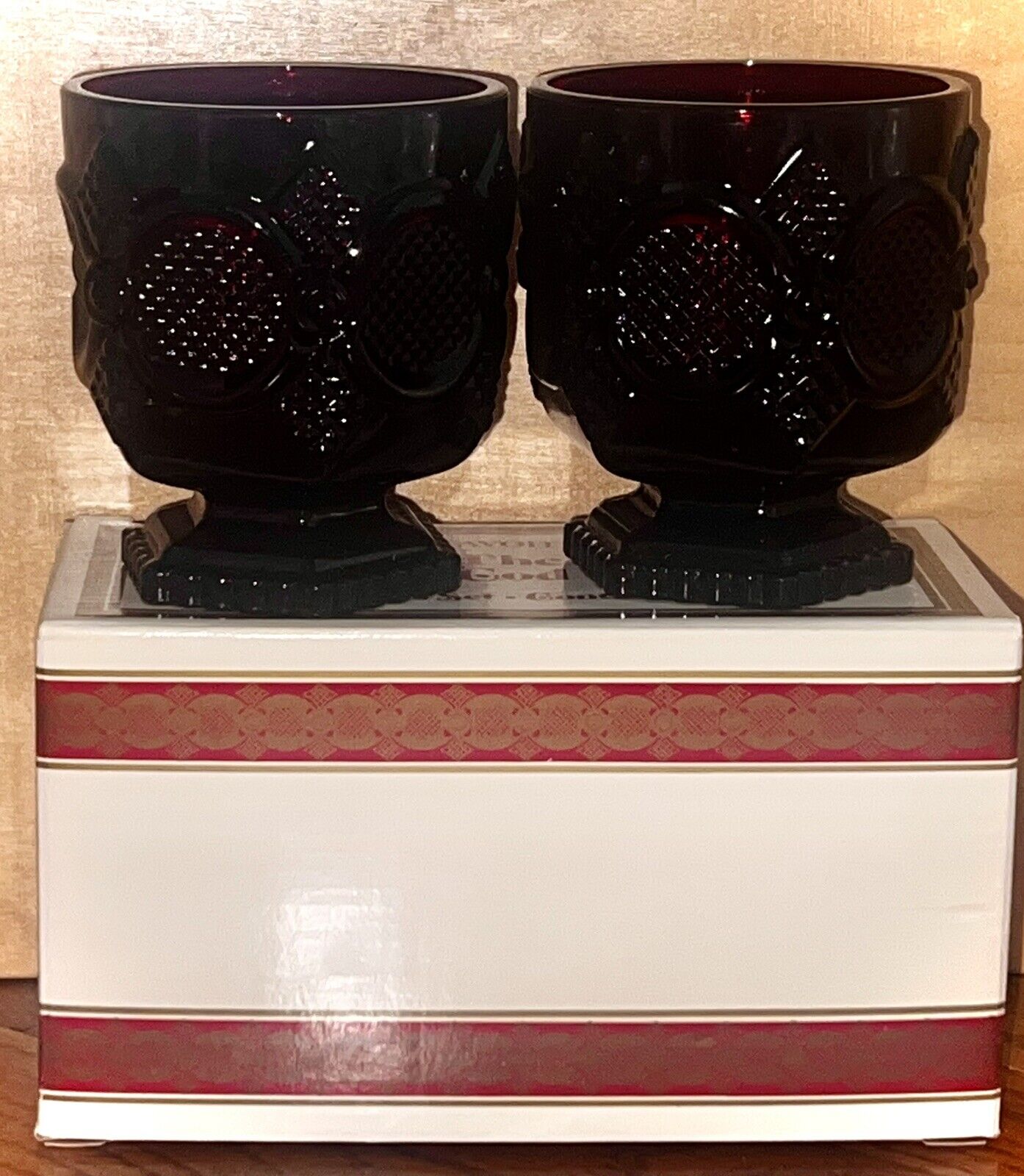 NEW AVON 1876 CAPE COD COLLECTION RUBY RED FOOTED GLASS SET OF 2 WITH BOX