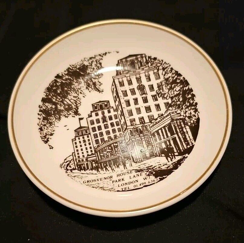 Vintage WEDGWOOD England Grosvenor House London Trinket Dish Bowl