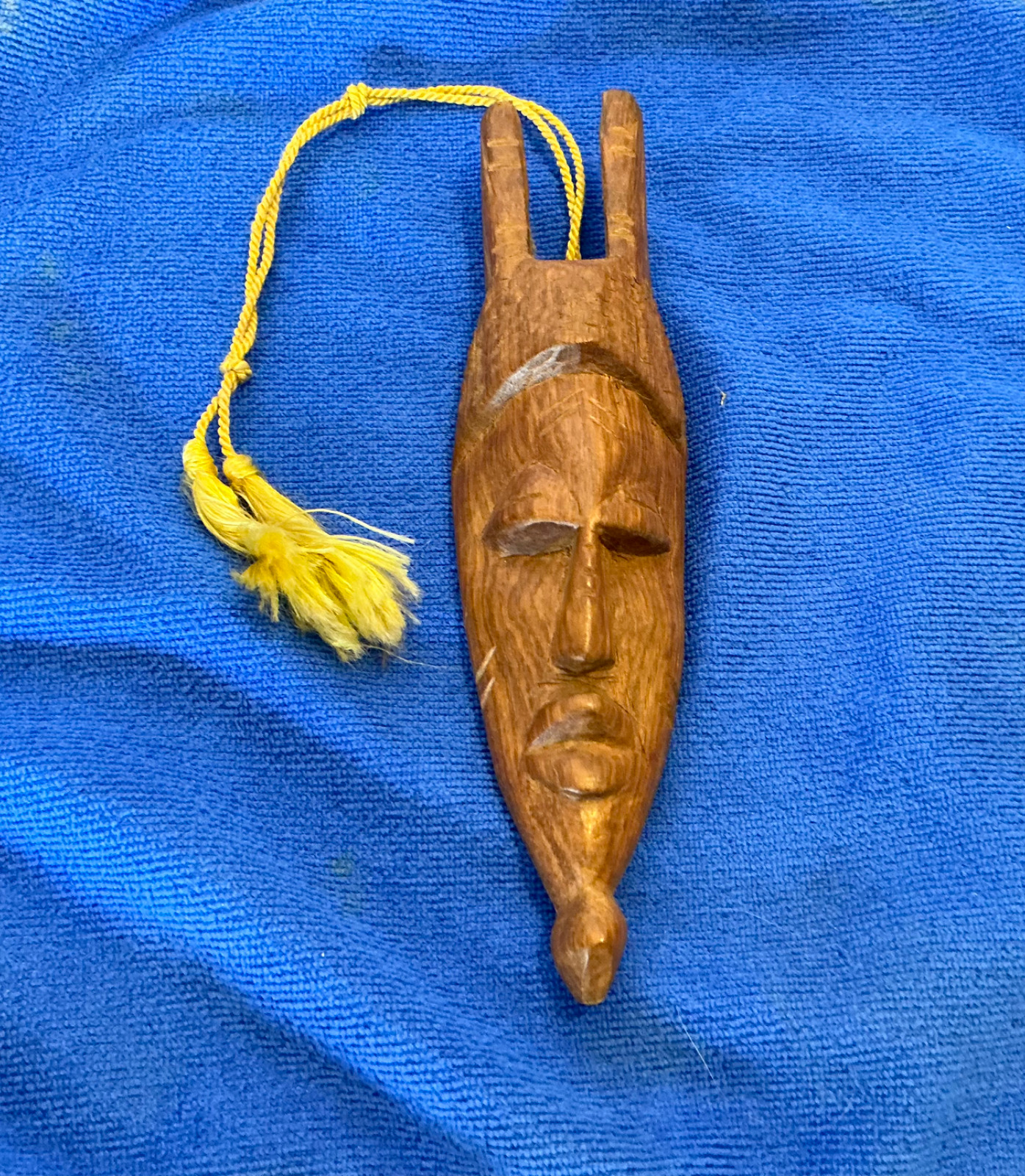 Small African Wood Mask Wall Hanging. 7\