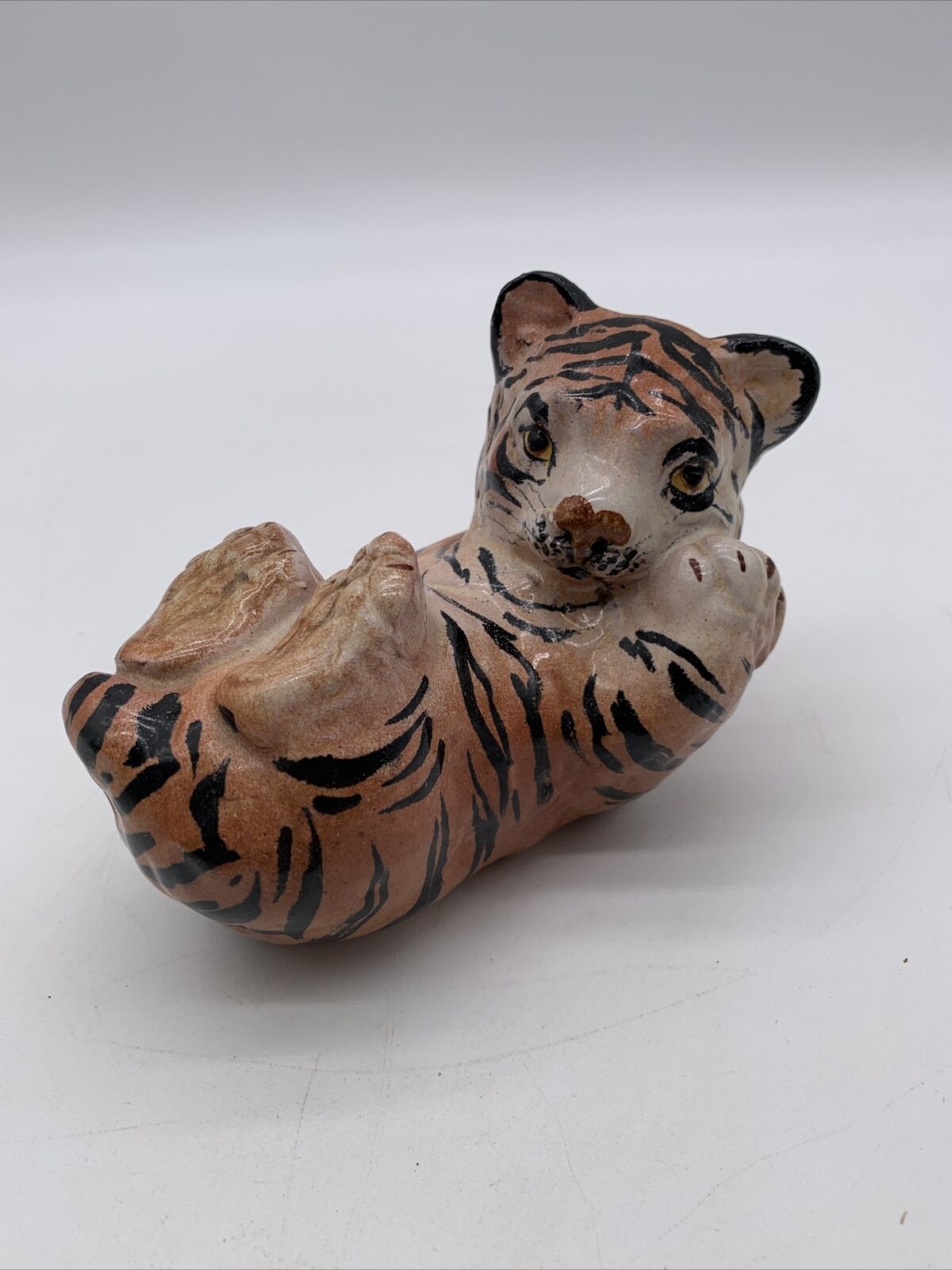 Vintage Tiger Statue Sculpture Figurine Porcelain/Ceramic. 5.5”