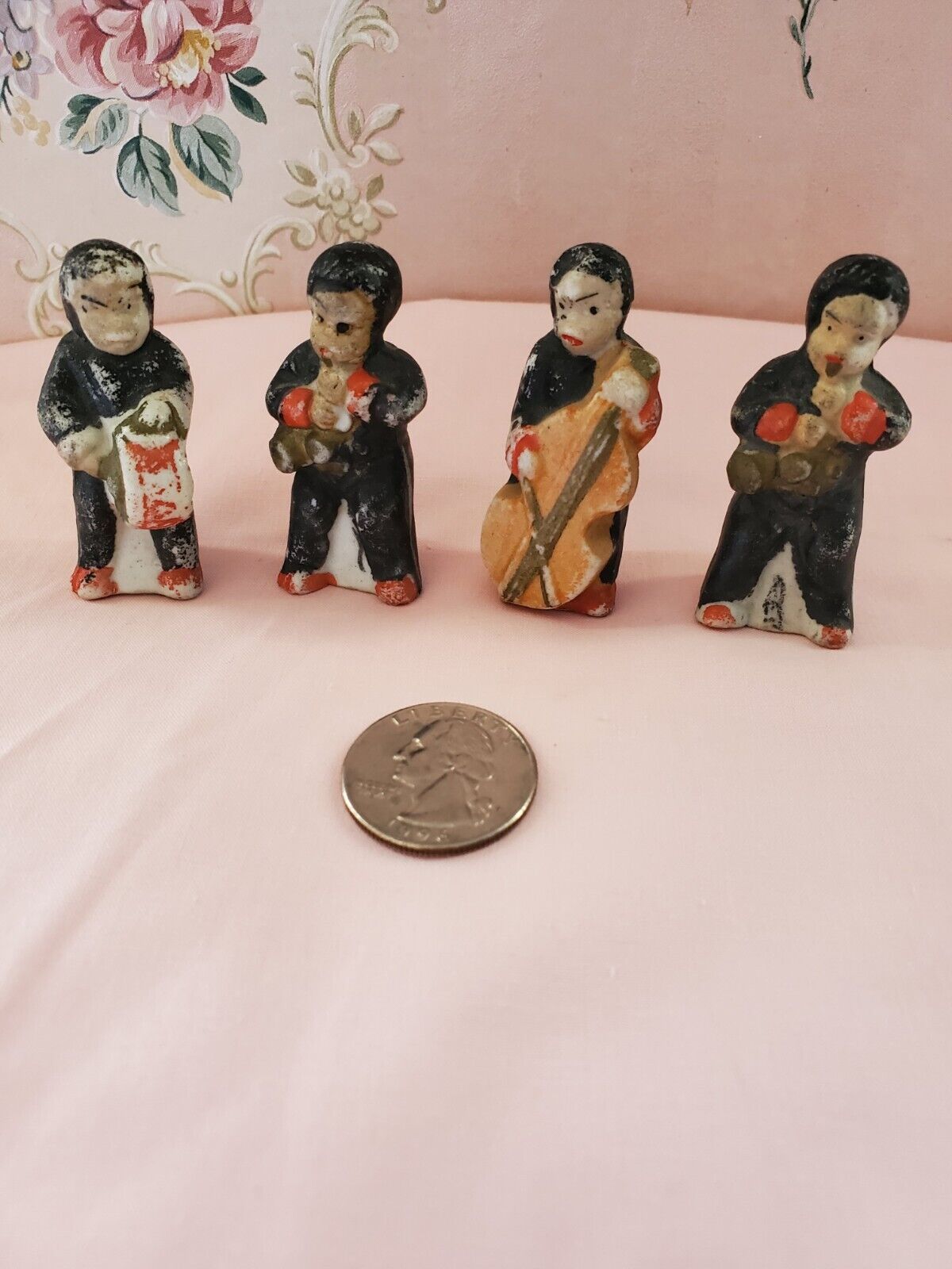 4 Vintage All Bisque Musicians Immobiles Penny Toys Japan Drums Bass Saxophone 