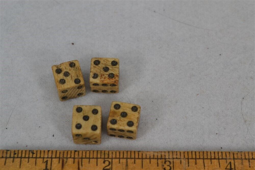 antique early hand made dice 4 pcs 1/2 in. 18th c carved colonial revolution 