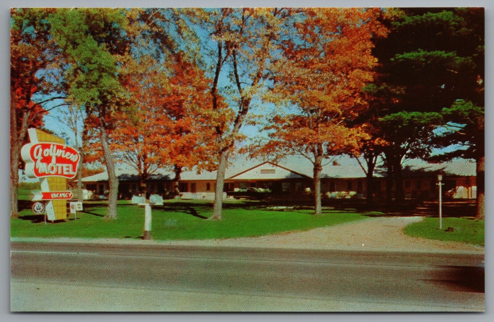 Gaylord MI Golfview Motel c1958 US Hwy 27 Roadside Autumn View Postcard