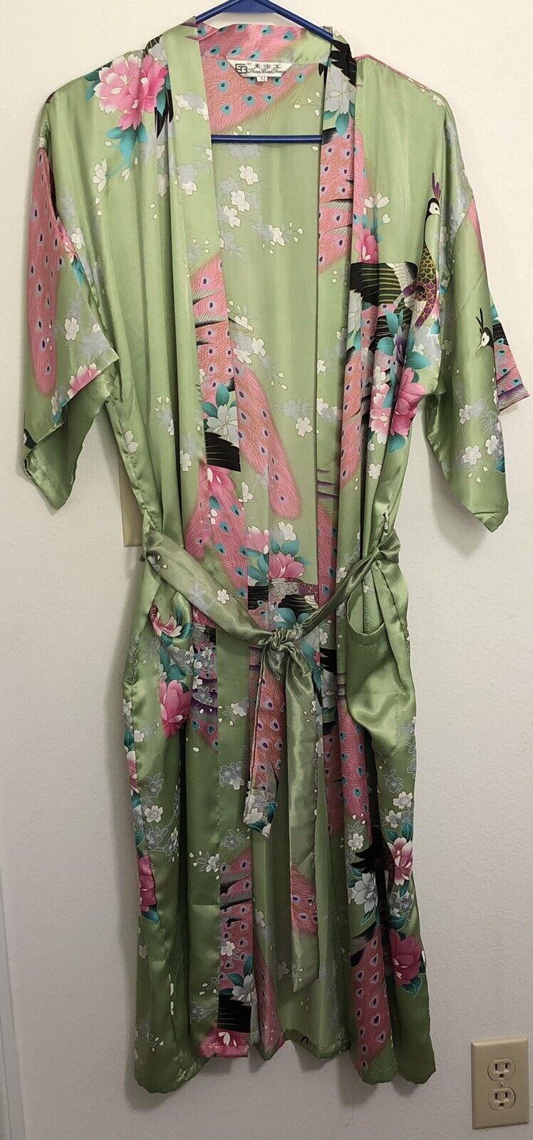 Vintage Tian Bao Gong 100% Silk Kimono Robe Light Green Peacock Size M NEW