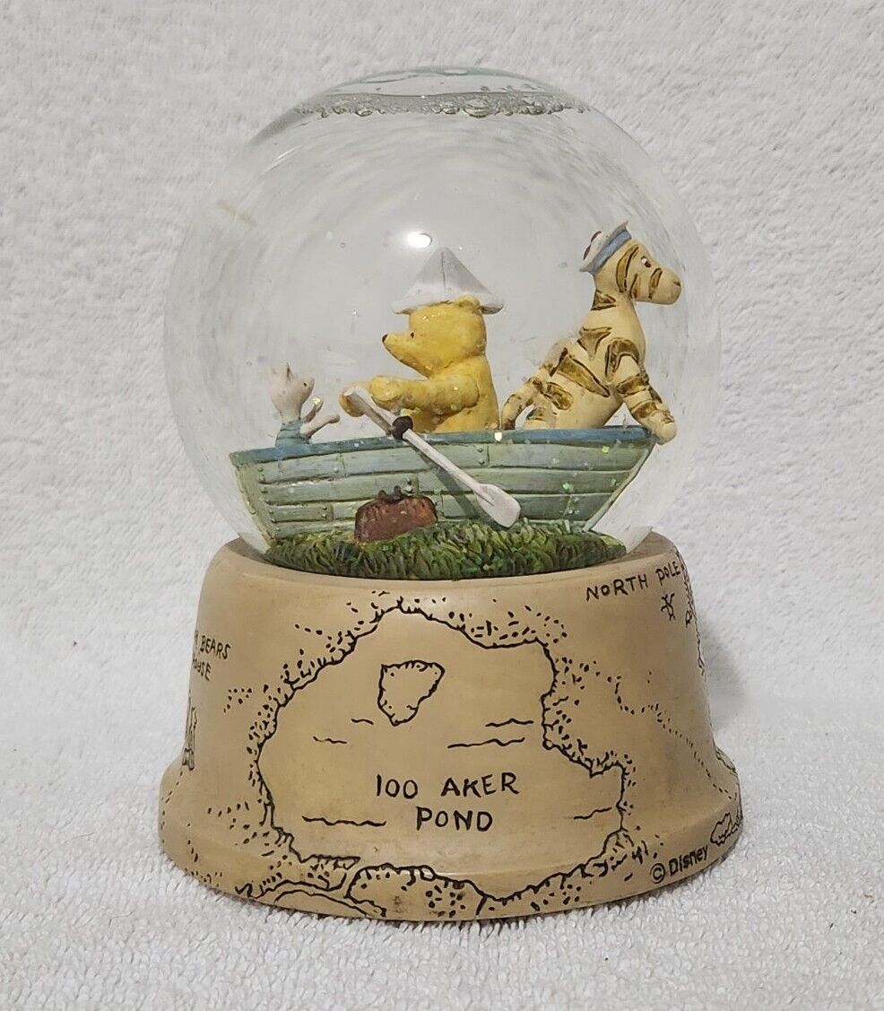 Disney Classic Winnie The Pooh Row Your Boat Musical Snow Globe 