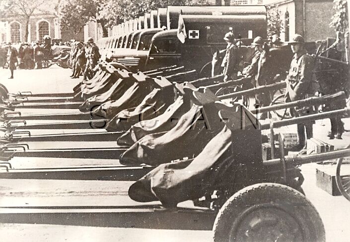 WWII US Press Photo- French Army- 25mm Anti Tank Gun- Red Cross Ambulance- 1939