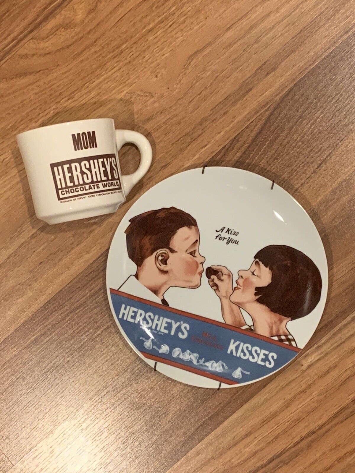 Hersheys Milk Chocolate Kisses 1979 Plate A Kiss For You Vintage 
