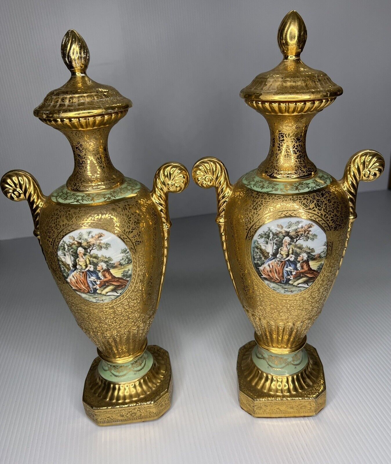 Set of 2 Vintage Le Mieux China 24k Gold Hand Painted Vase Urn