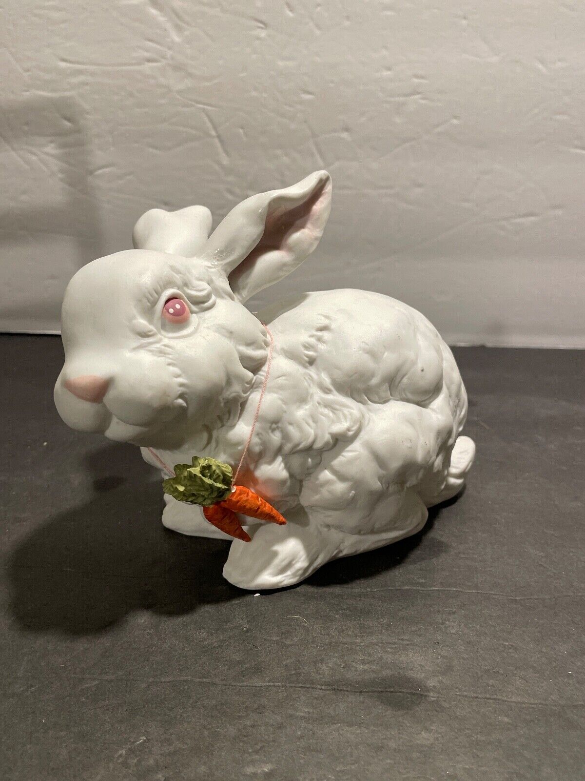 Department 56 White Albino Easter Bunny Rabbit Figurine Wearing Carrot Necklace