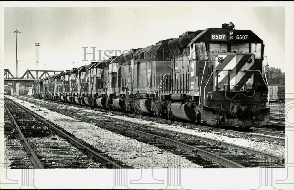 1982 Press Photo Burlington Northern Locomotives Stored at MN Transfer Yard