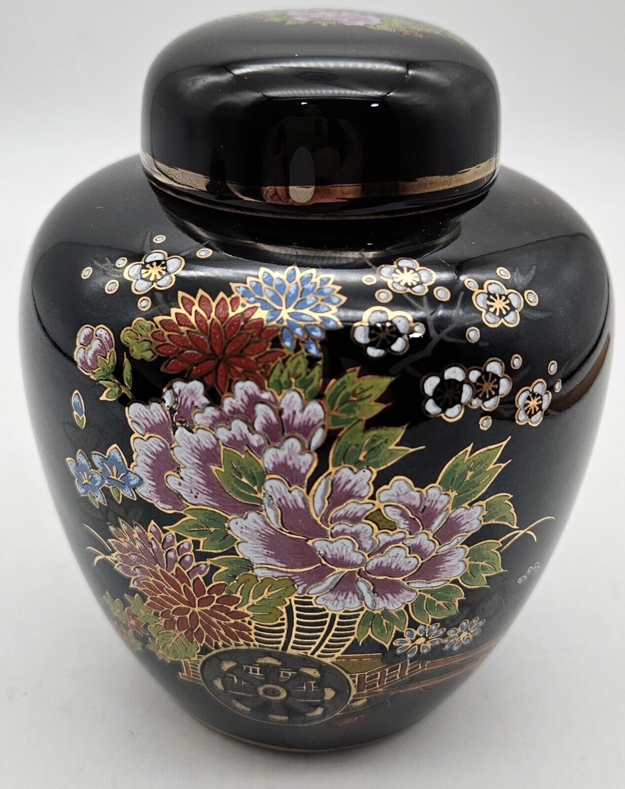 Vintage Imperial Kutani Small Black Ginger Jar Tea Jar Chrysanthemums  Flowers 