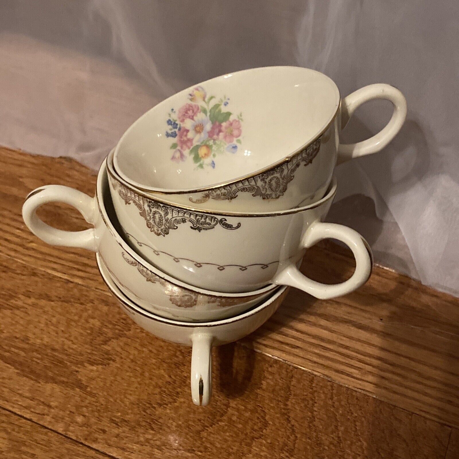 4 Vintage Unmarked Floral Coffee Tea Cups