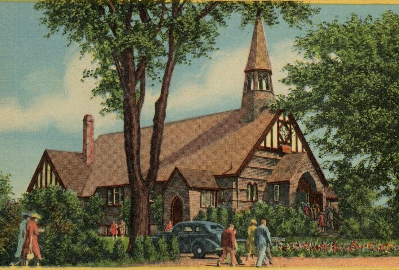 1950\'s Postcard Holy Trinity Church Cape Cod Mass People Steeple Old Cars Linen