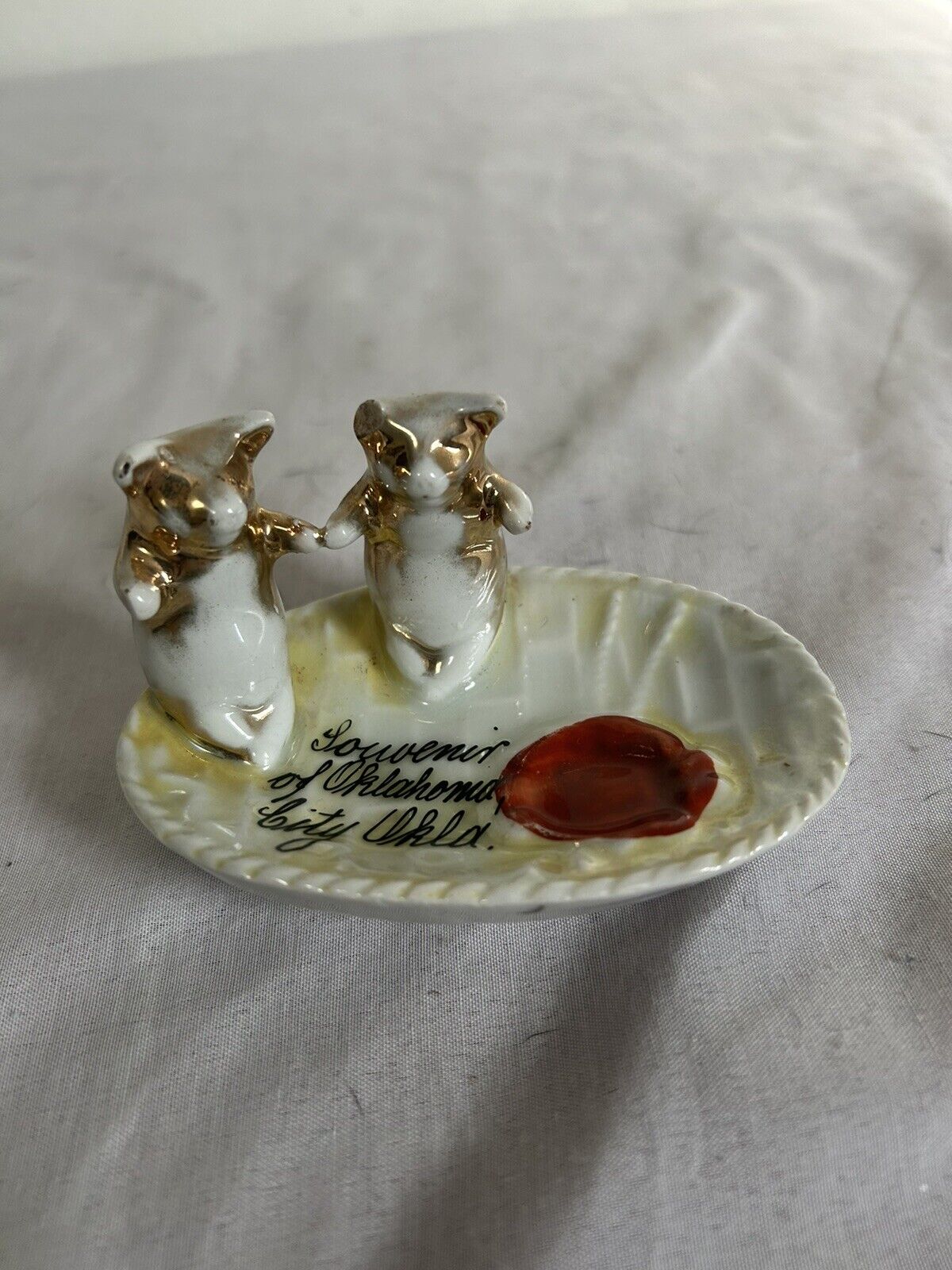 Very Rare Deco Vintage souvenir Oklahoma 2 X Pigs In Boat Porcelain