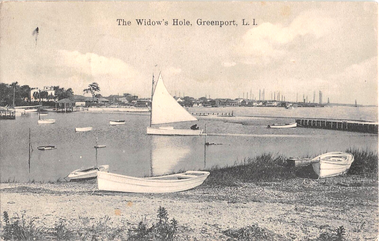 1909 Boats in Harbor Widow\'s Hole Greenport LI NY post card