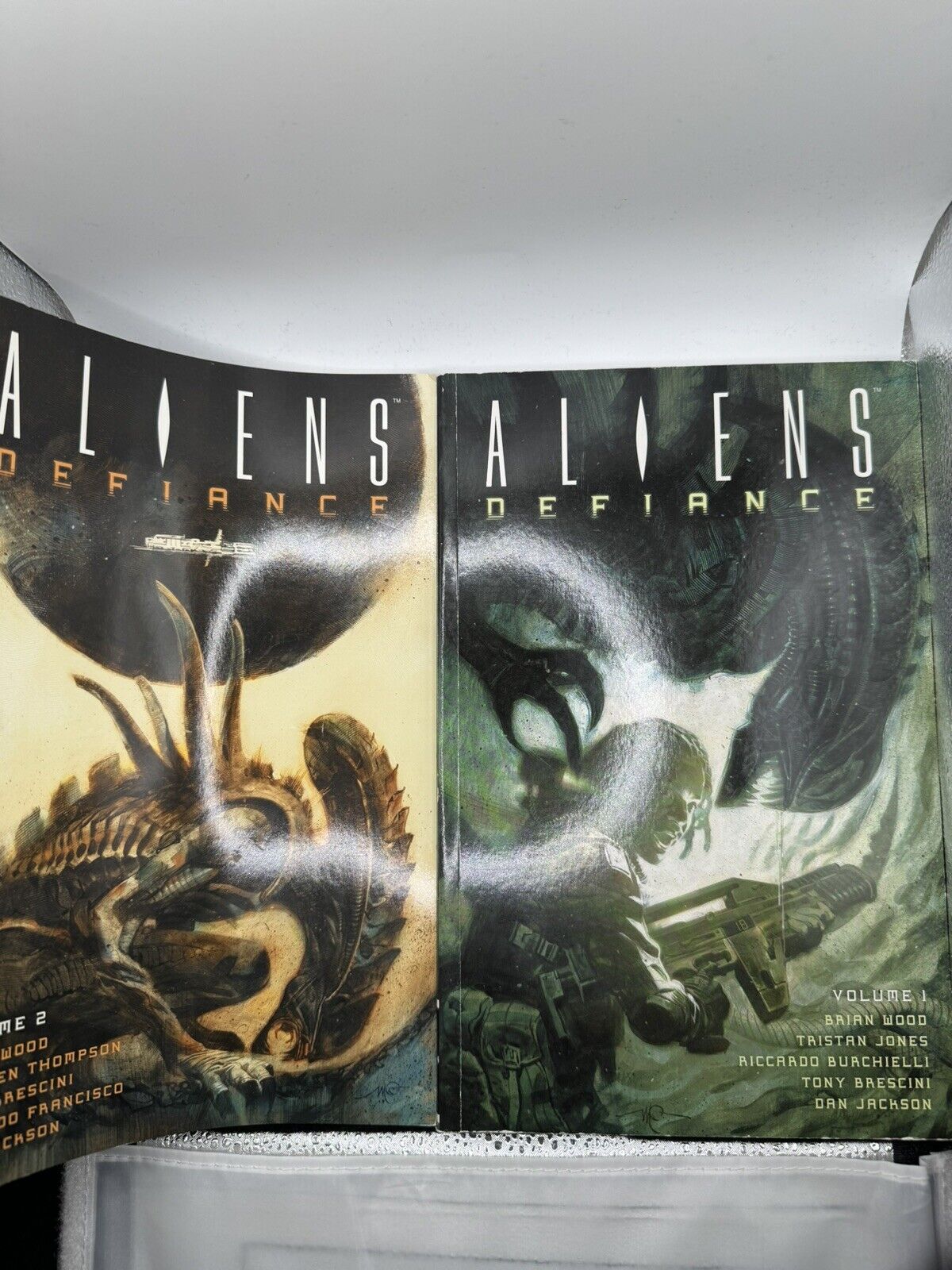 Aliens Defiance Volumes 1-2 Trade Paperback Set Lot Colonial Marines Xenomorphs