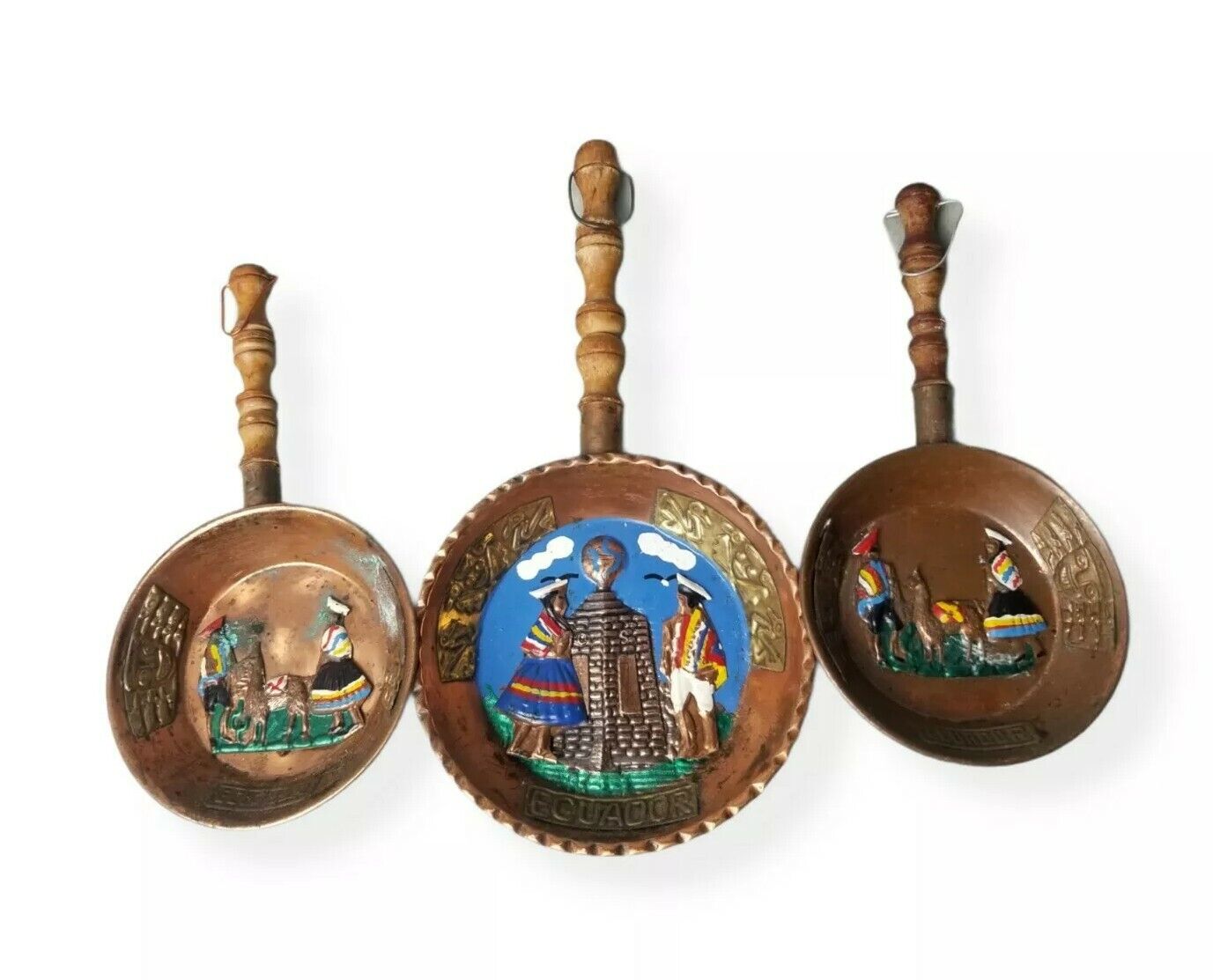 Collectible Ecuador artisanal copper mini pan folk art. Ecuadorian souvenir Art