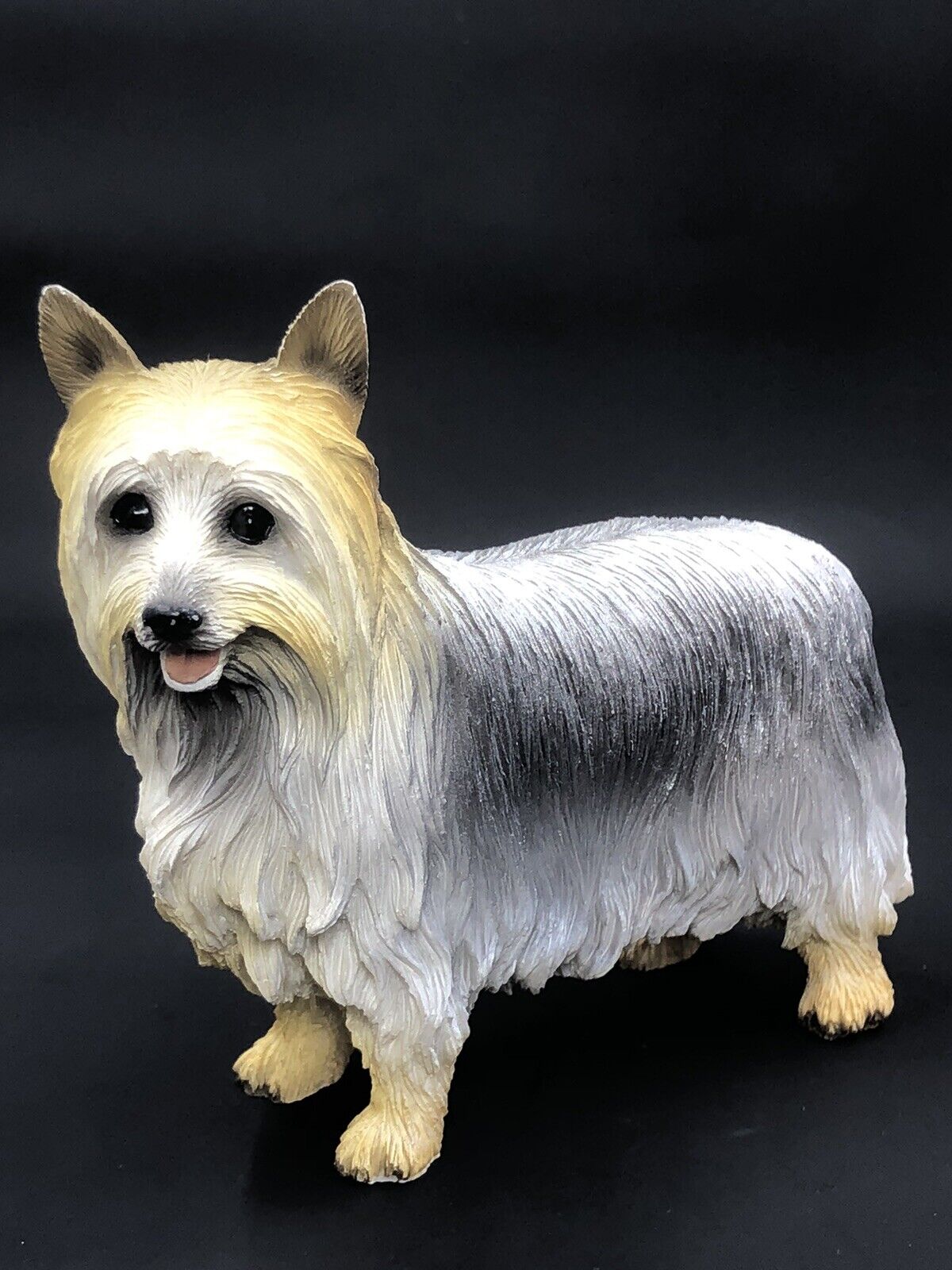 Vintage Silky Terrier Dog Statue Figurine DF93 By Lifes Attraction