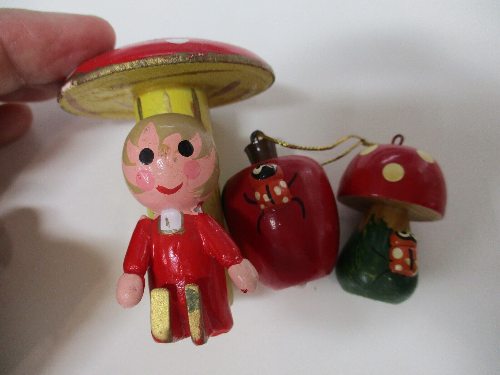 VINTAGE 1960's wooden mushroom ladybug apple LOT 3 wood ornaments Rebublic China