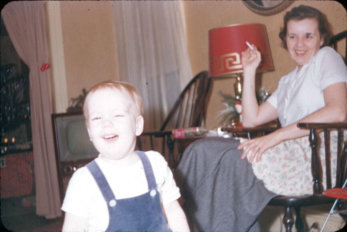 1955 Toddler Smiling Mom Smoking Living Room Vintage 35mm Red Border Slide