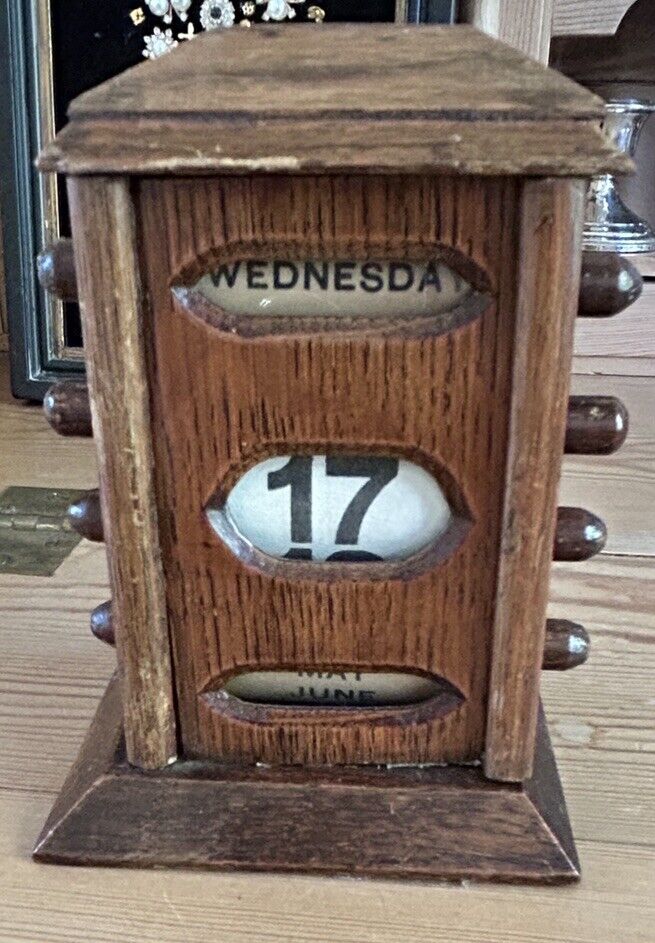 Antique Edwardian Perpetual Desk Calendar/ Oak/ Working/