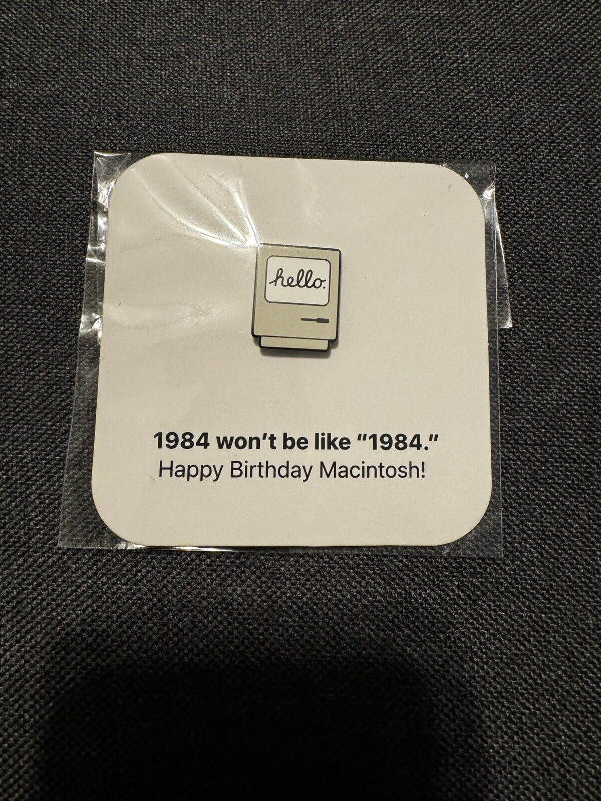Apple Inc. Commemorative Employee Only 40th Anniversary Macintosh 1984 Pin