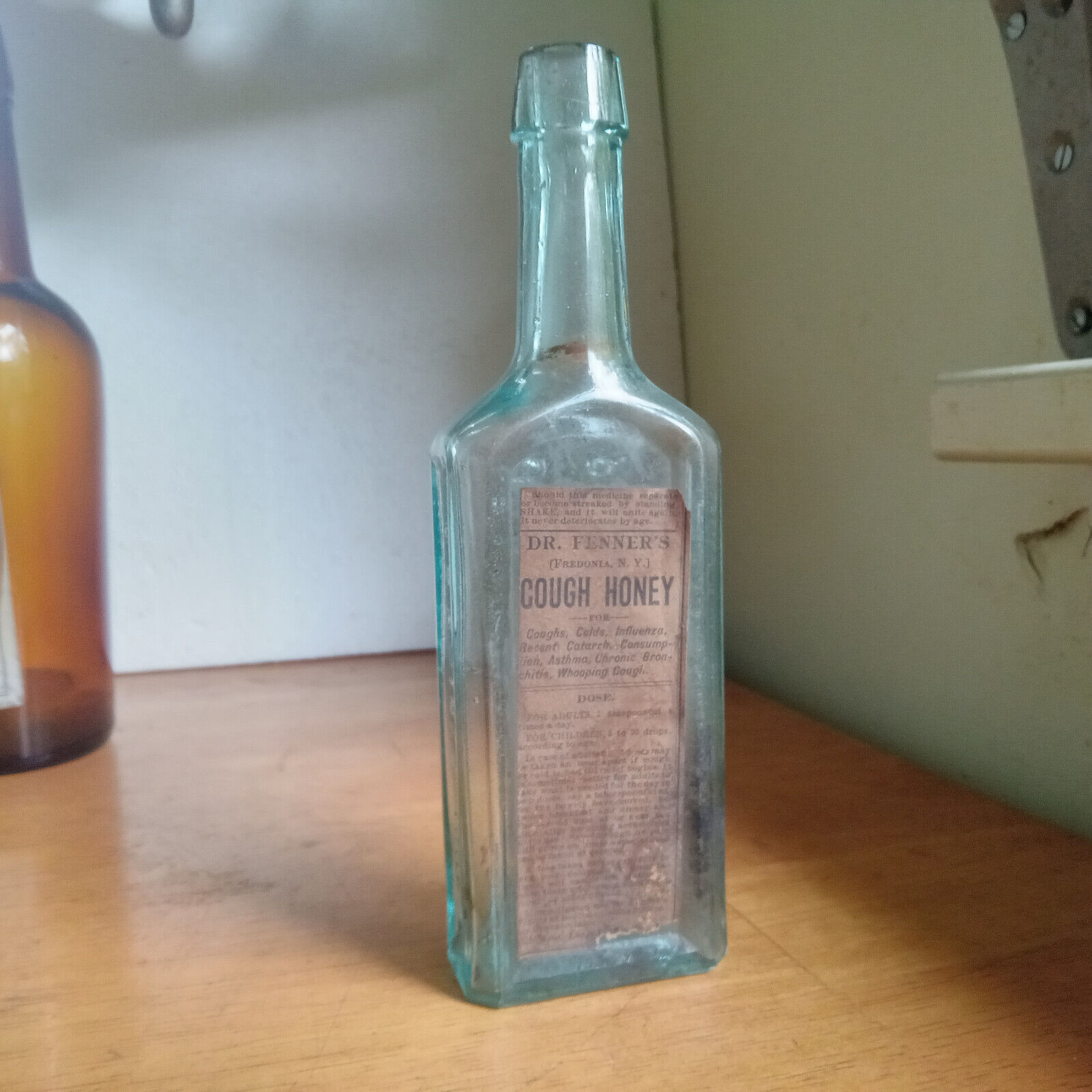 DR.M.M.FENNER\'S PEOPLES REMEDIES FREDONIA,NY 1901 DATED COUGH HONEY MED BOTTLE