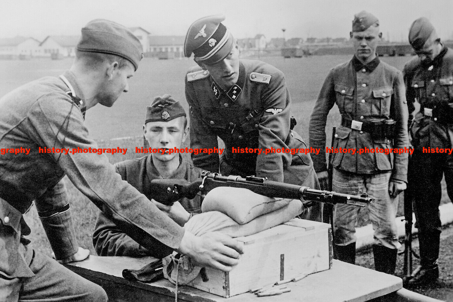 F016944 Flemish Volunteers of the SS Regiment Westland. Shooting Training. WW2