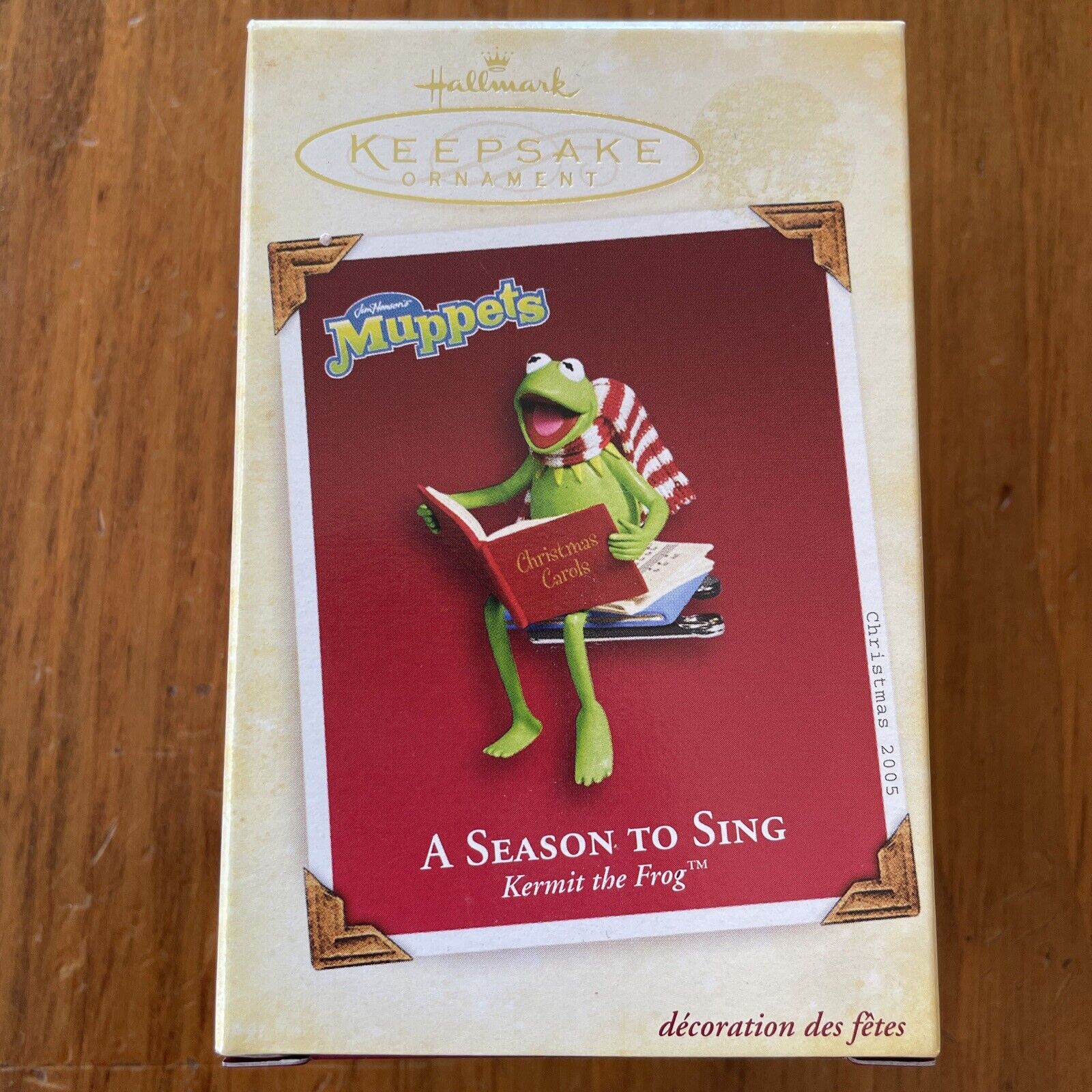 Hallmark Keepsake A SEASON TO SING Kermit the Frog Muppets Ornament 2005