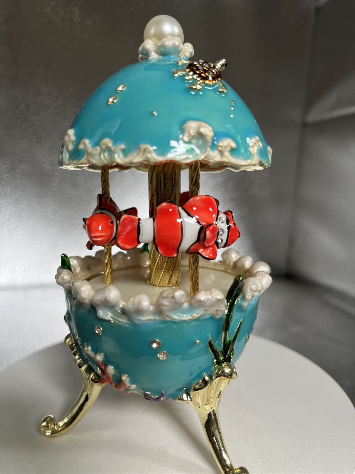 TURQUOIS  MUSICAL CAROUSEL FABERGE  WITH CLOWN FISH BY KEREN KOPAL, VERY RARE
