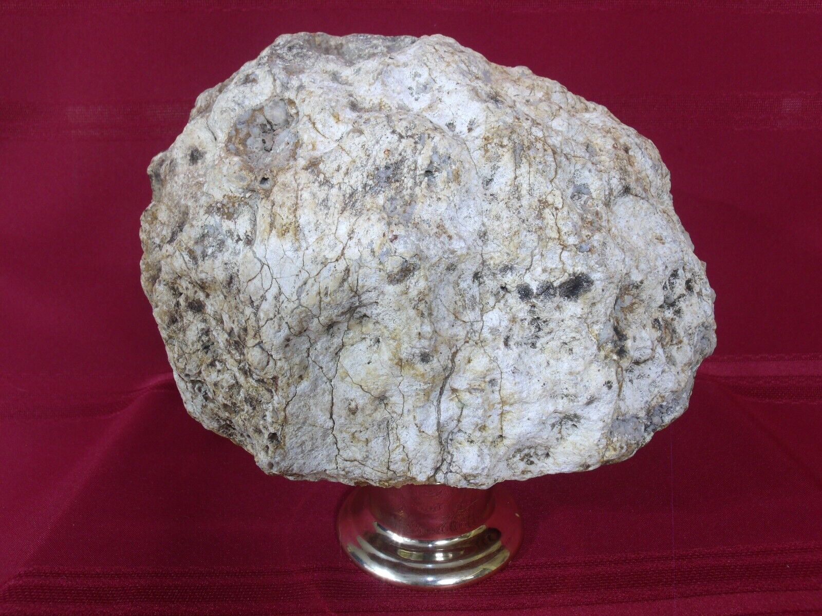 Extra Large 21.3lb Unopened Kentucky Rattler Crystal Quartz Geode Unique Gift