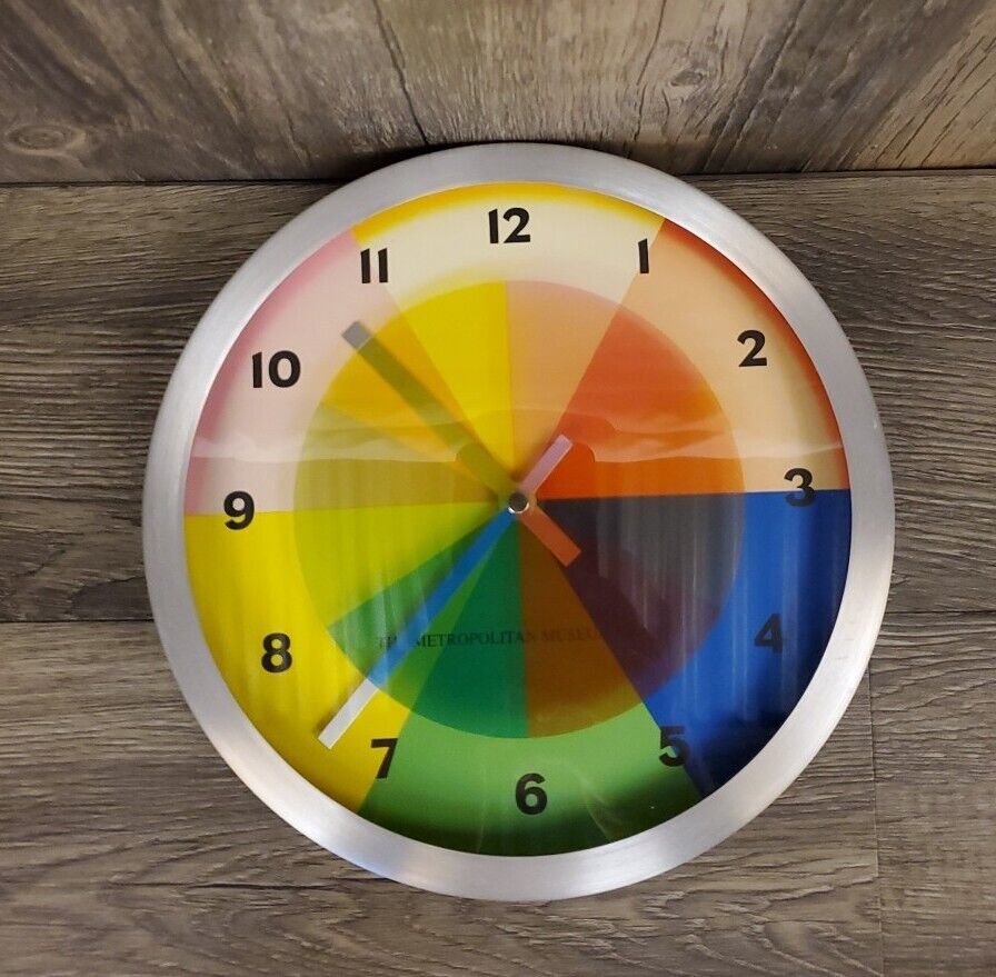 Metropolitan Museum of Modern Art Rainbow Color Wheel Clock Action Clock MOMA 9\