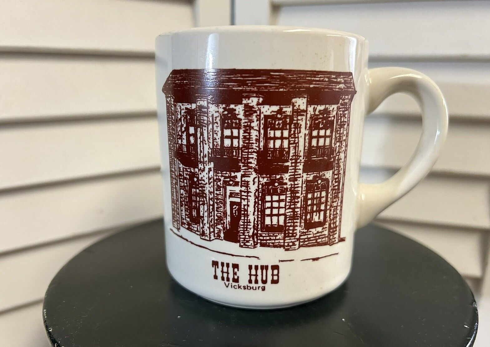 Vintage coffee mug cup THE HUB clothing store Vicksburg Mississippi department