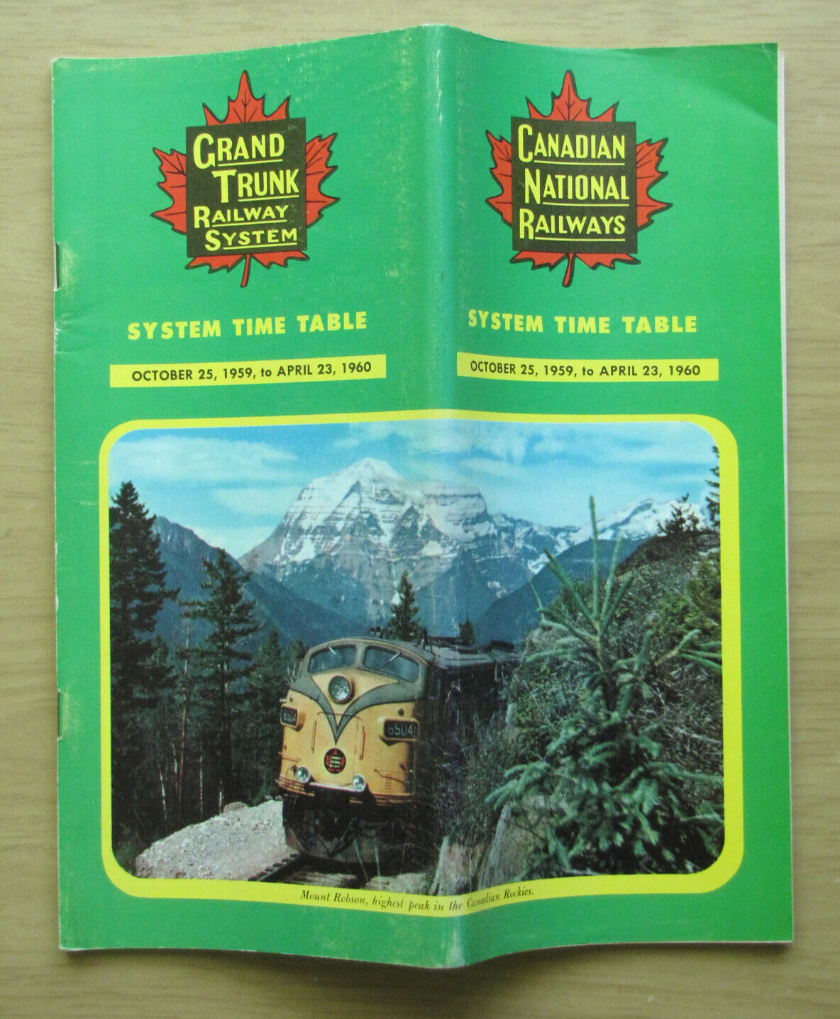 CN CANADIAN NATIONAL/GRAND TRUNK Public Timetable:  10/25/59 System
