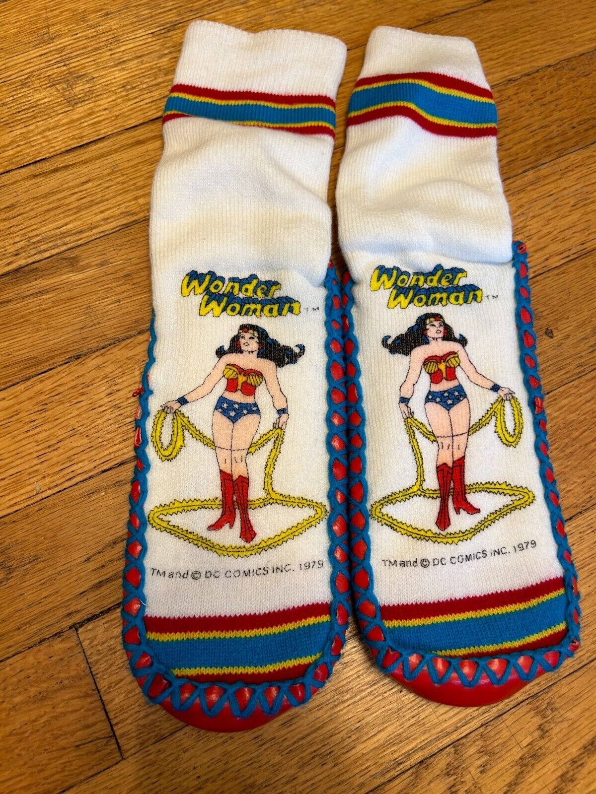 Vintage Wonder Woman Toastee Sox Slipper Socks Unused 1979 DC Comics by Dawnelle