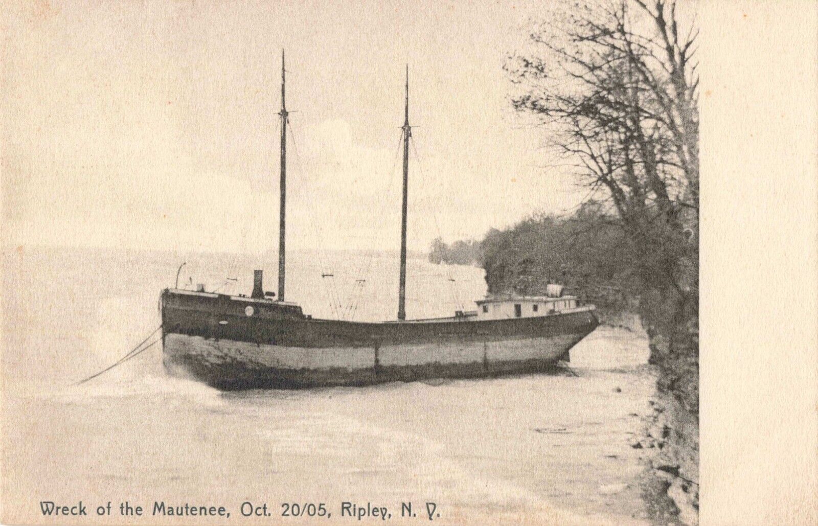 Wreck of the Mautenee October 20th 1905 Ripley New York NY Rotograph Co. PC