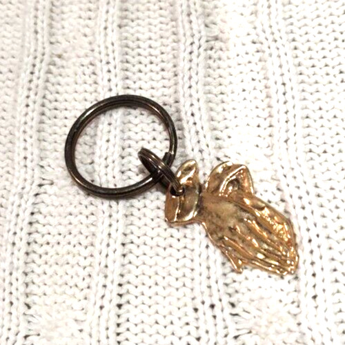 Vintage Praying Hands Gold Metal Keychain Christianity