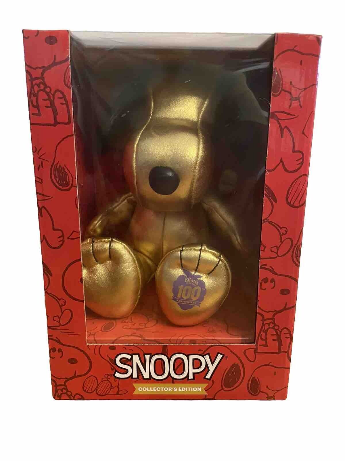 Knotts Berry Farm Gold Snoopy Plushie Never Opened